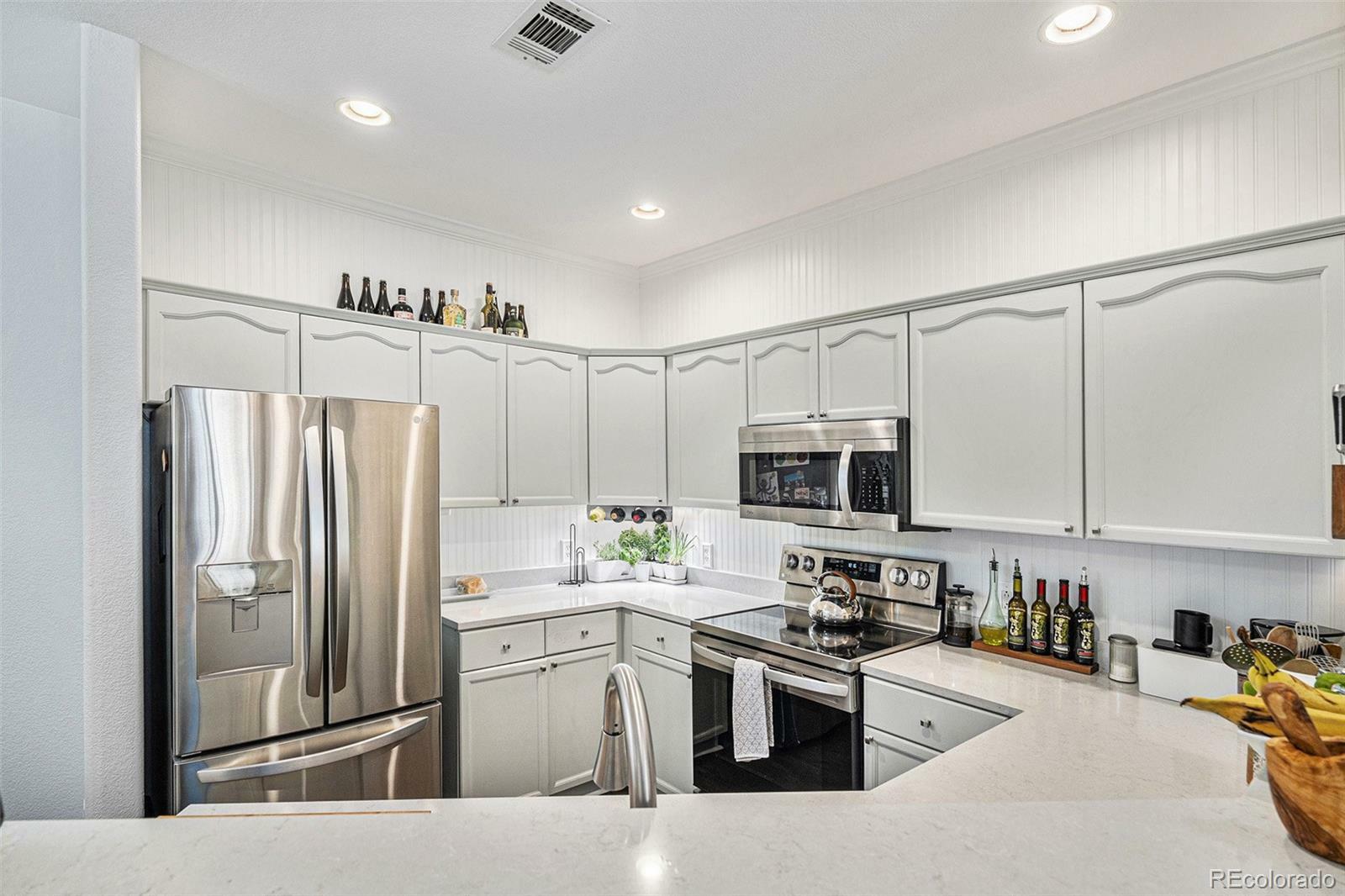 Property Photo:  8358 S Independence Circle 105  CO 80128 
