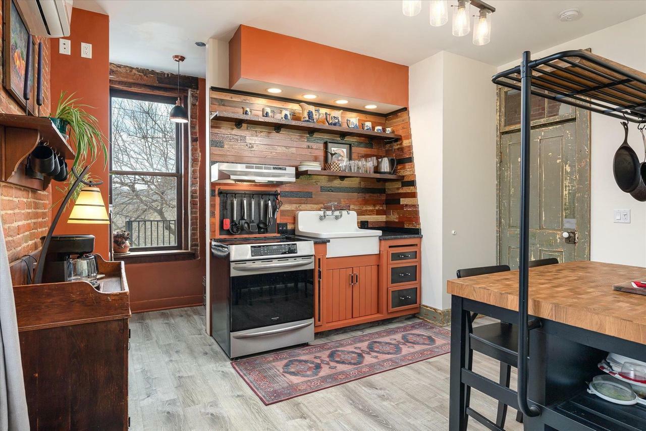 Property Photo: 197 Main Street IA 52151