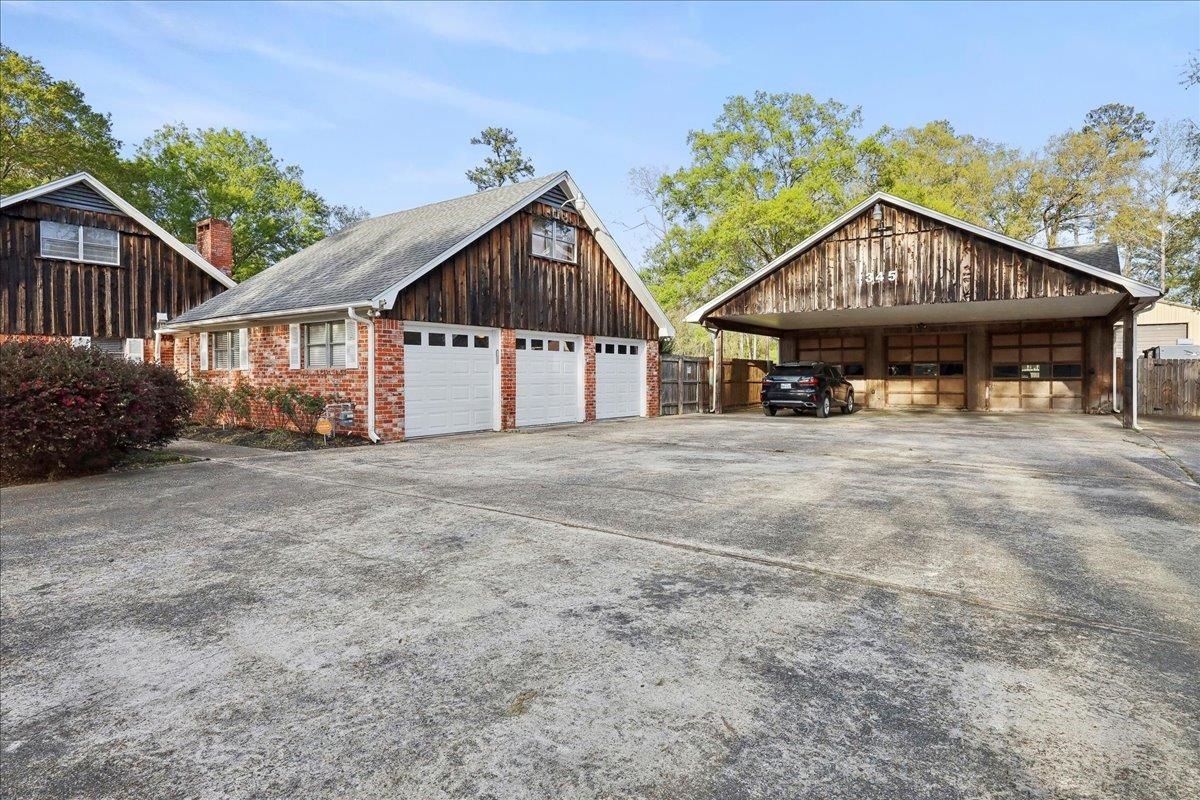 Property Photo: 345 Mayhaw TX 77662