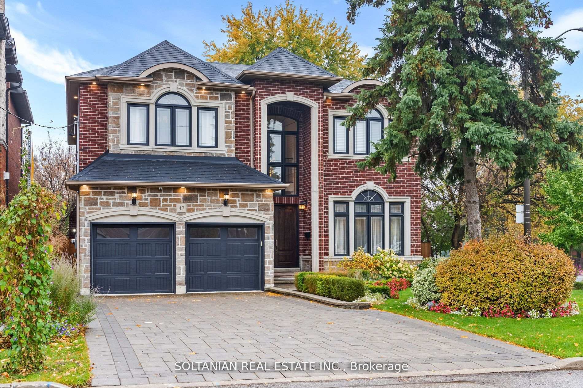 Property Photo: 47 Terrace Avenue ON M2R 1G1
