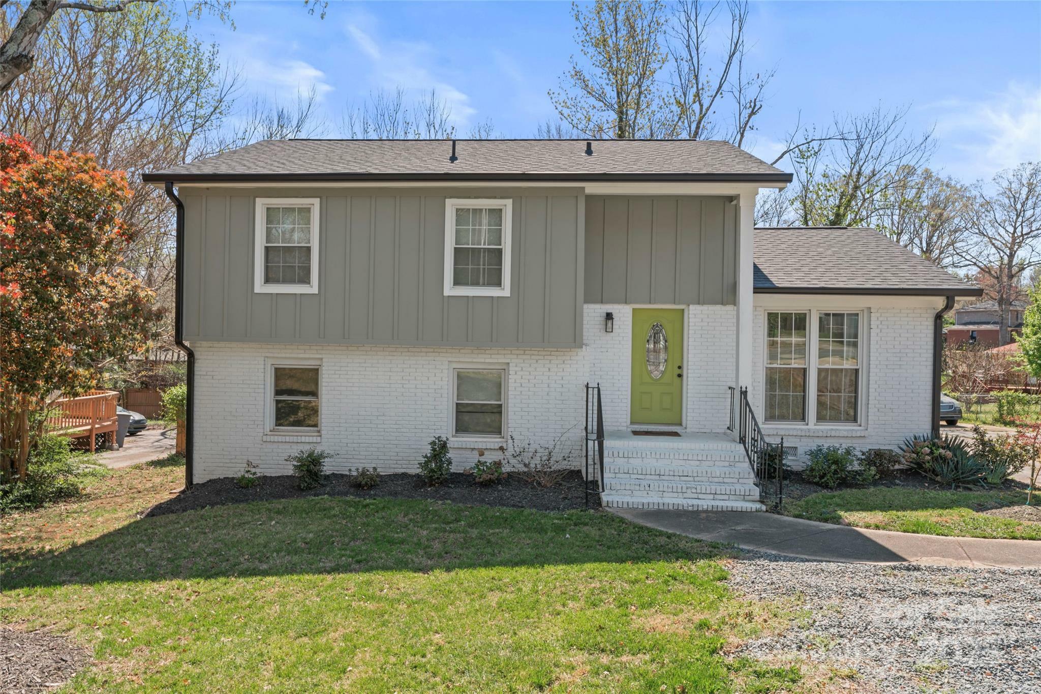 6914 Idlewild Road  Charlotte NC 28212 photo