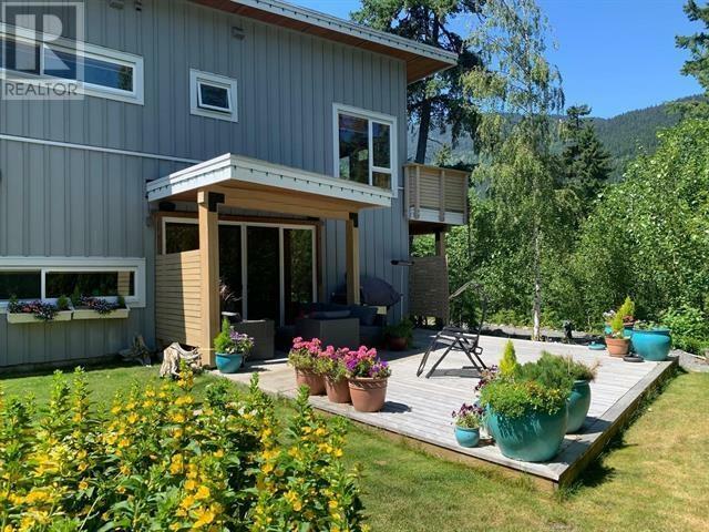 Property Photo: 1087 Madeley Place BC V8E 0K6