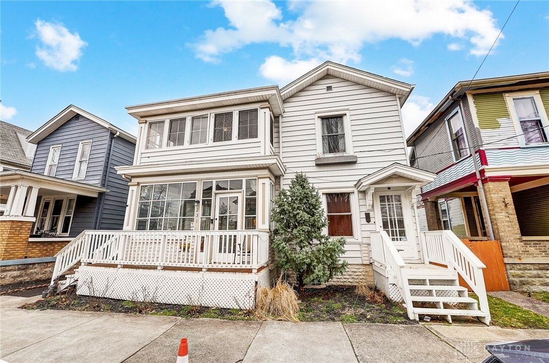 Property Photo:  231 Yankee Road  OH 45044 