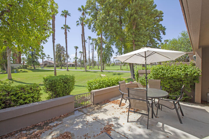 Property Photo: 76131 Impatiens Circle CA 92211