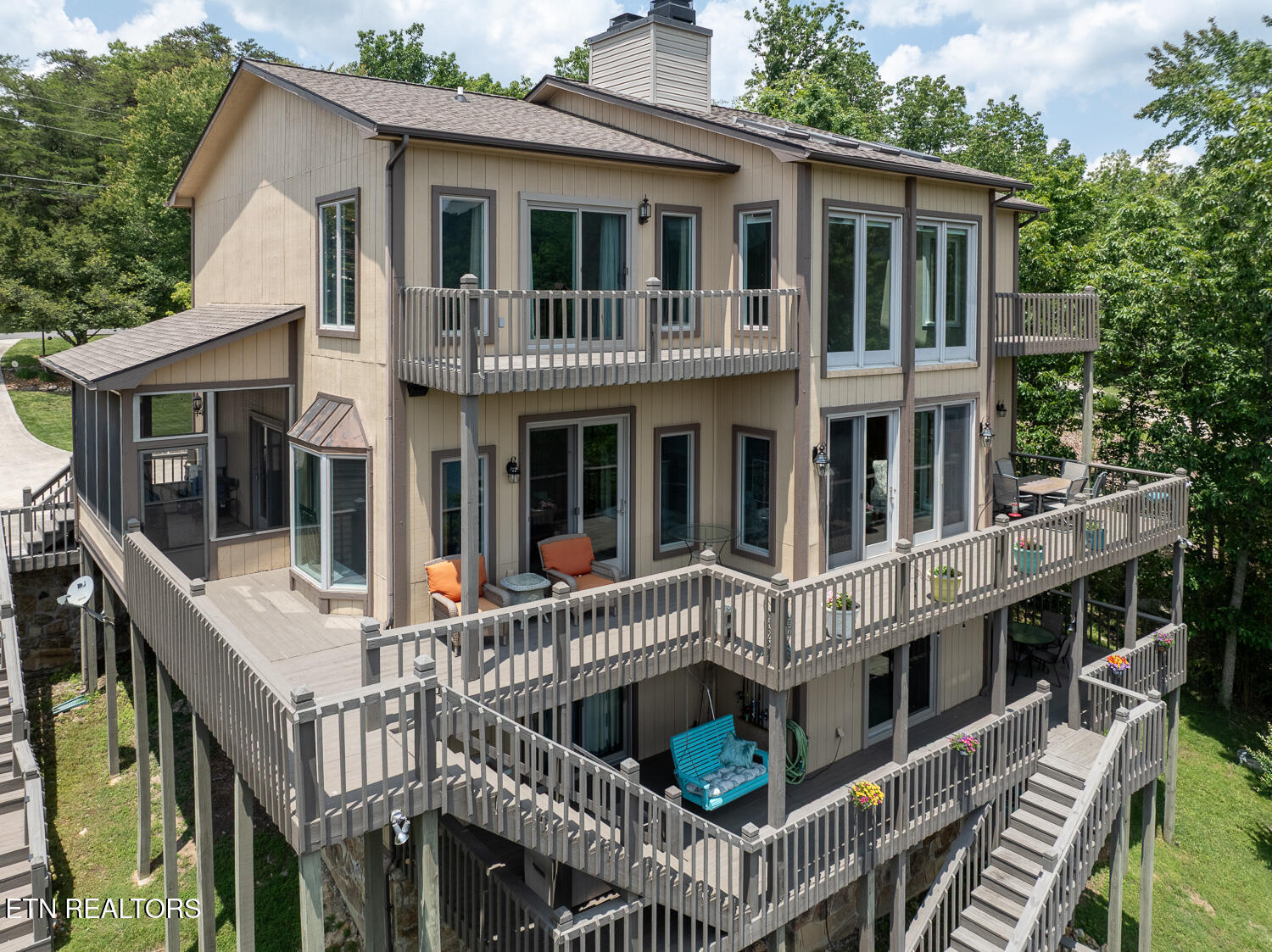 Property Photo: 20 Brixton Lane TN 38558