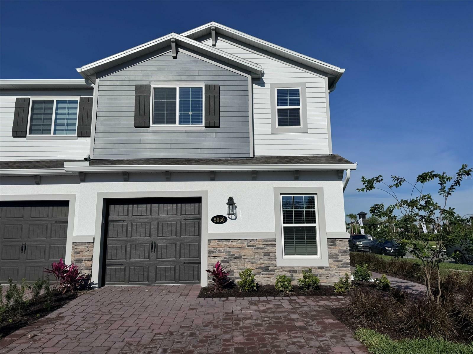 Property Photo: 5050 Shady Pines Drive FL 34772