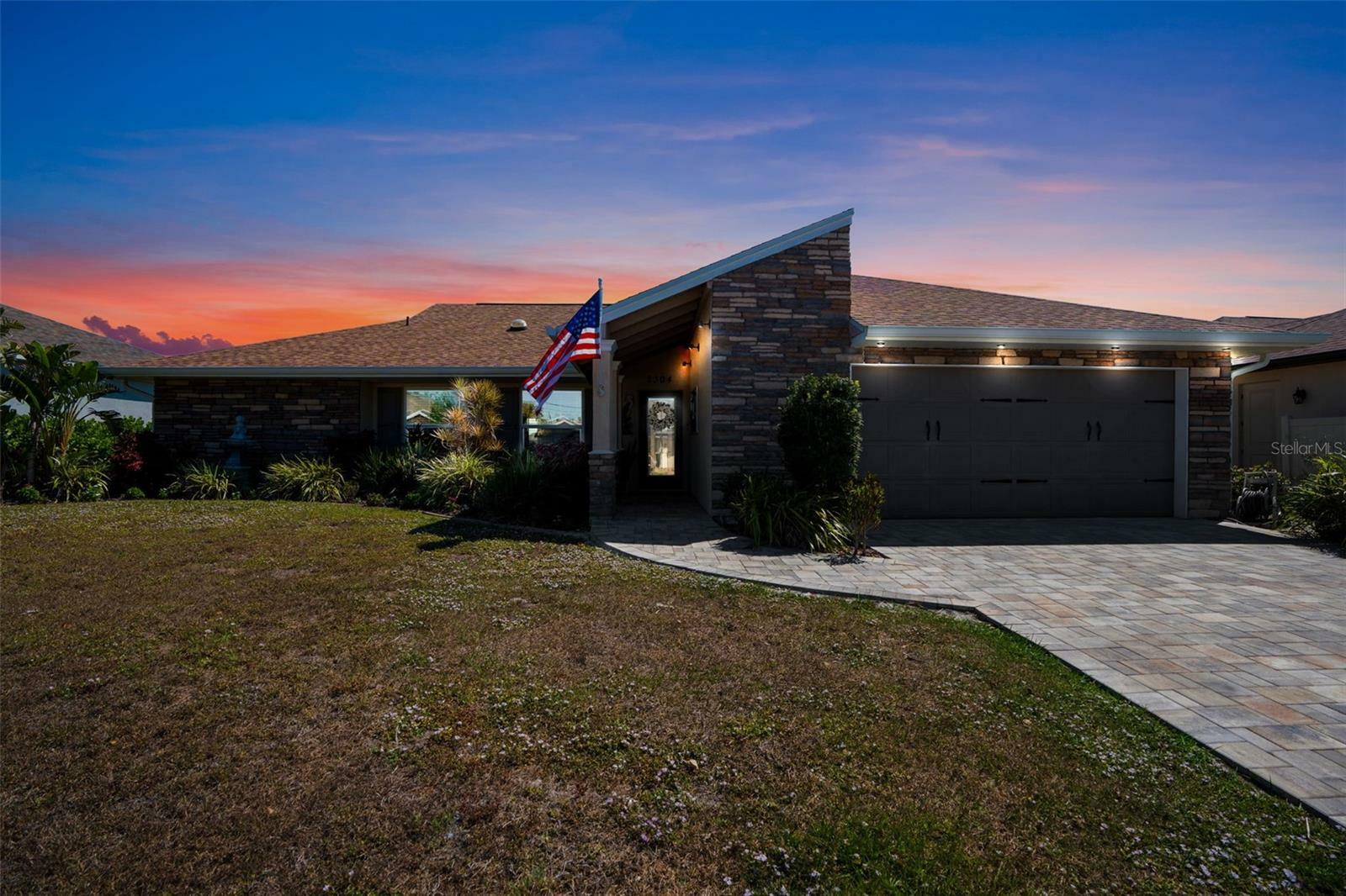 Property Photo: 2304 Bonn Court FL 33983