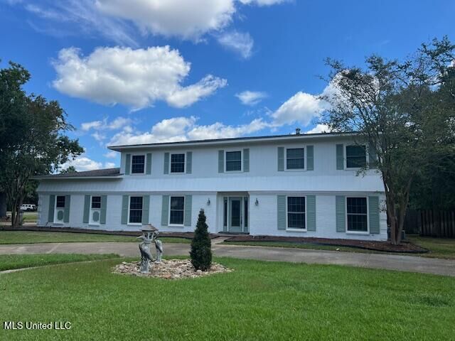 Property Photo:  712 Eastwood Drive  MS 39567 