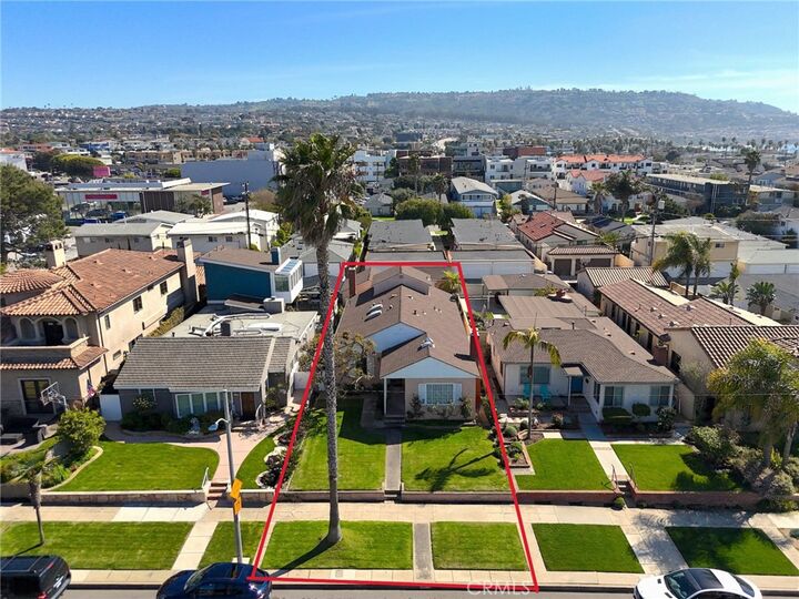 Property Photo: 222 Avenue G CA 90277