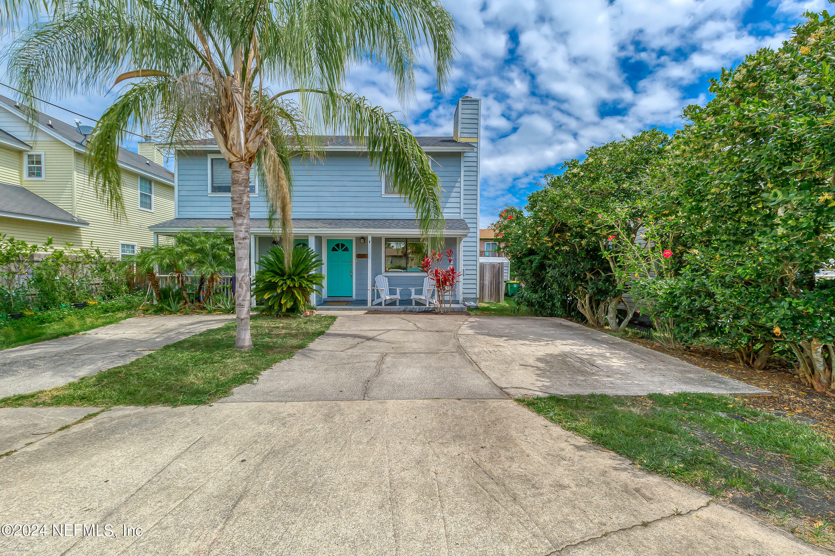 Property Photo: 539 Upper 8th Avenue S FL 32250