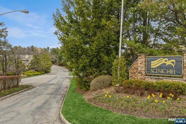 54 Paris Circle 1954  West Orange NJ 07052 photo
