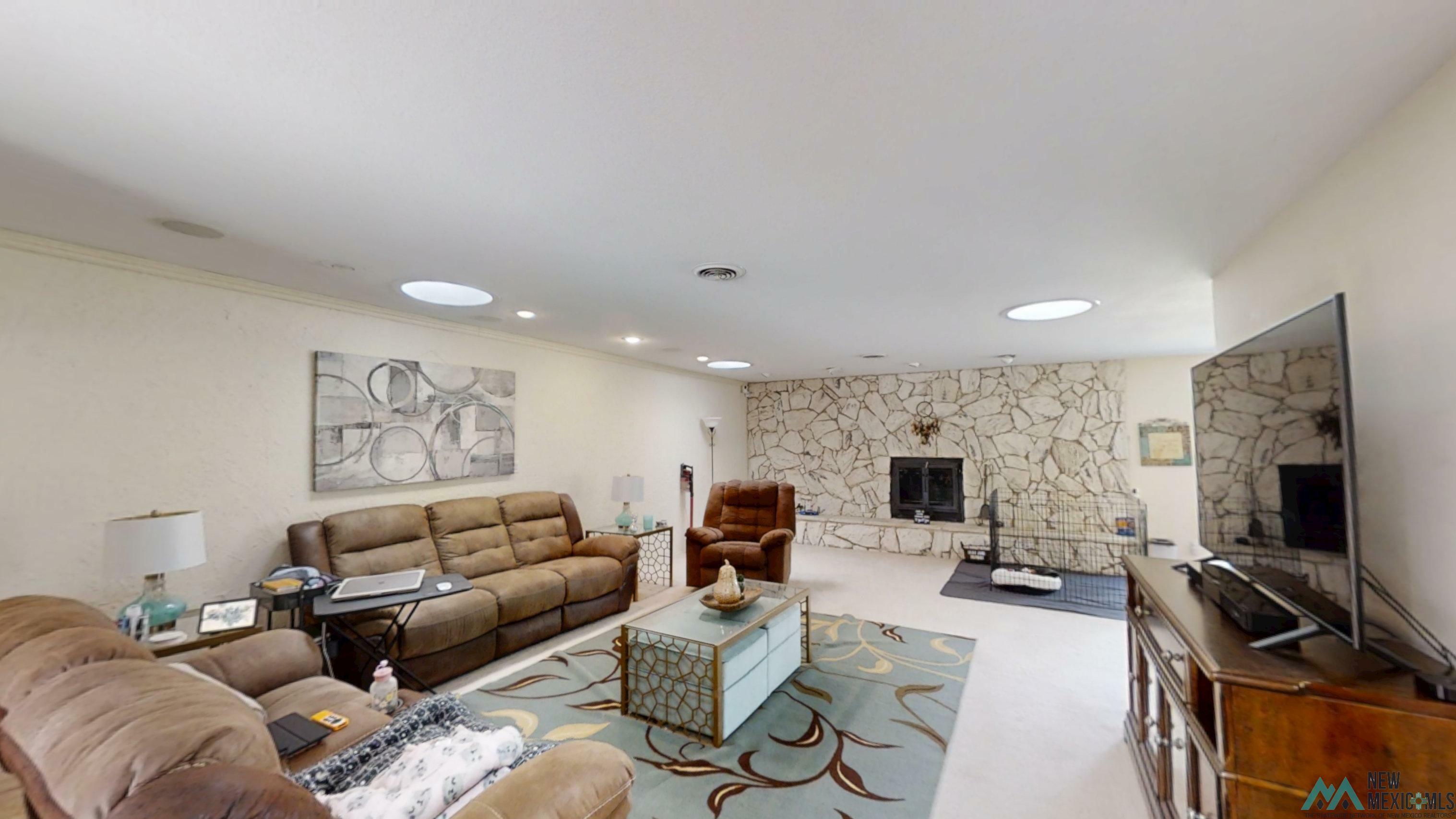 Property Photo: 1500 Colonial Parkway NM 88101