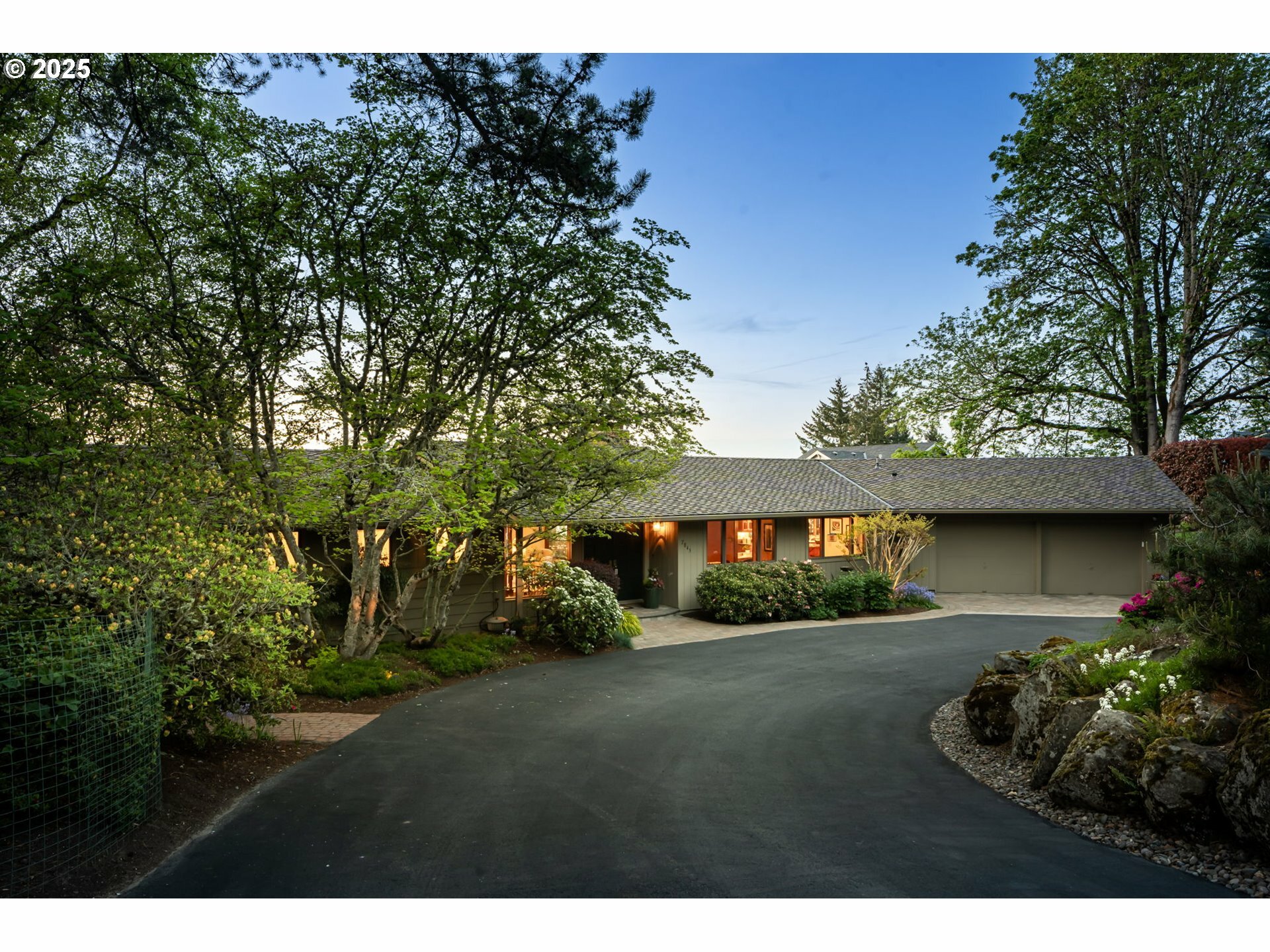 Property Photo: 7845 SW Miller Hill Rd OR 97007