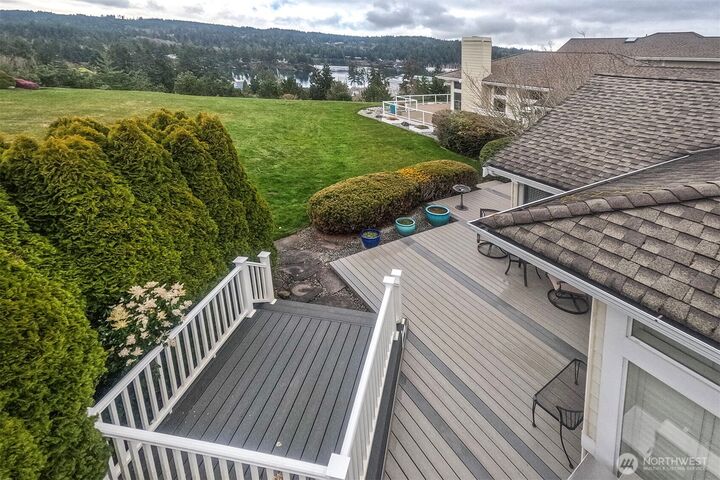 Property Photo:  81  Windrose Drive  WA 98365 