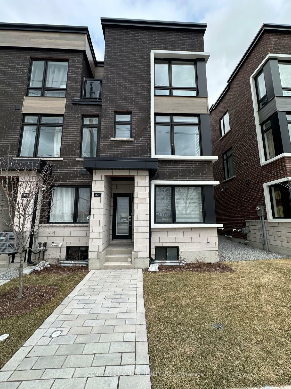 1551 Midland Avenue  Toronto ON M1P 0G3 photo