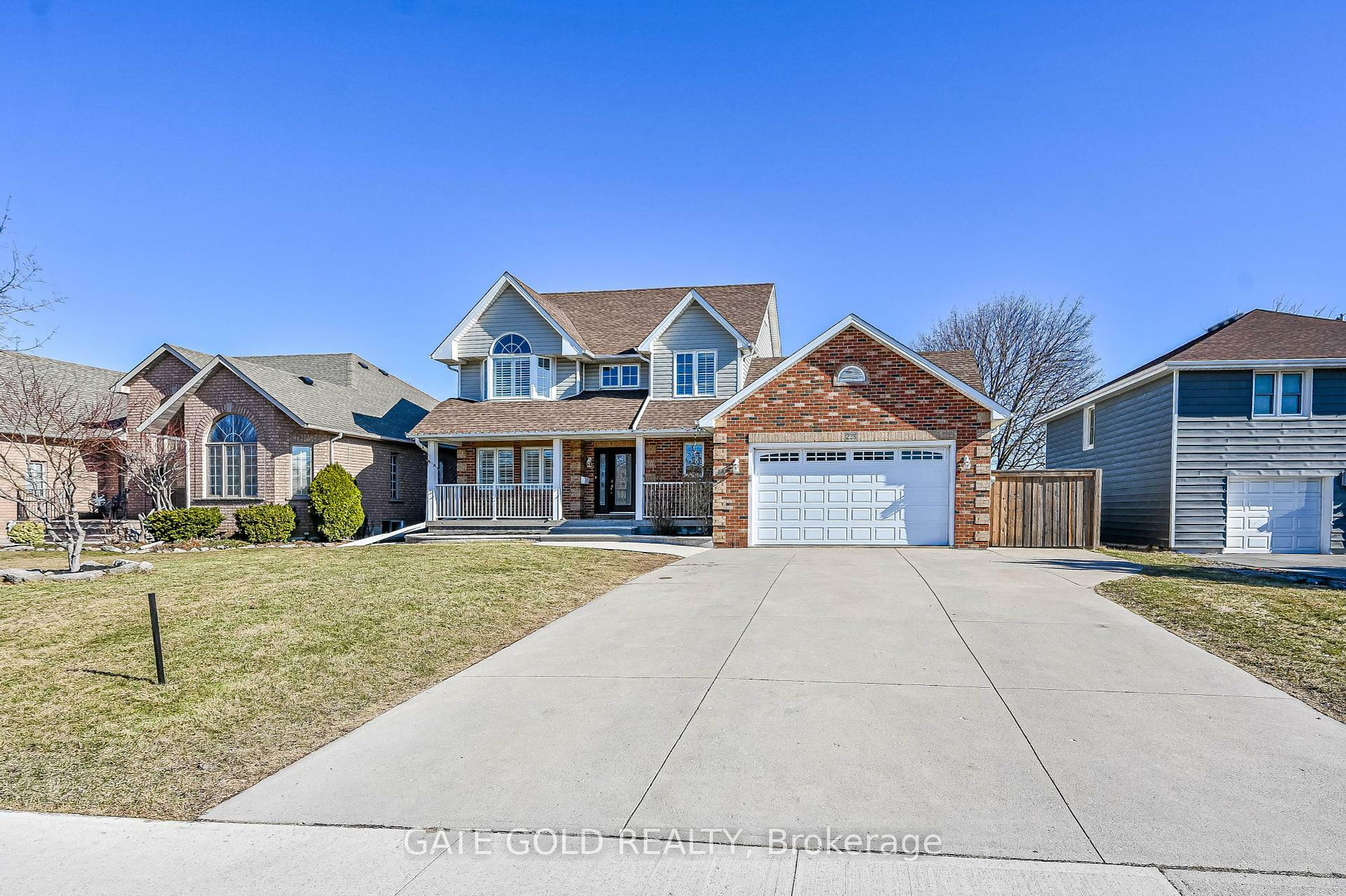 Property Photo: 228 Highland Road W ON L8J 3T7