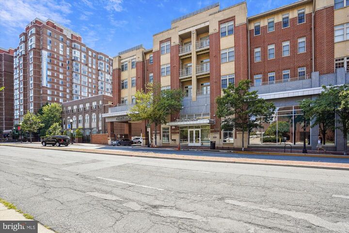 309 Holland Lane 322  Alexandria VA 22314 photo