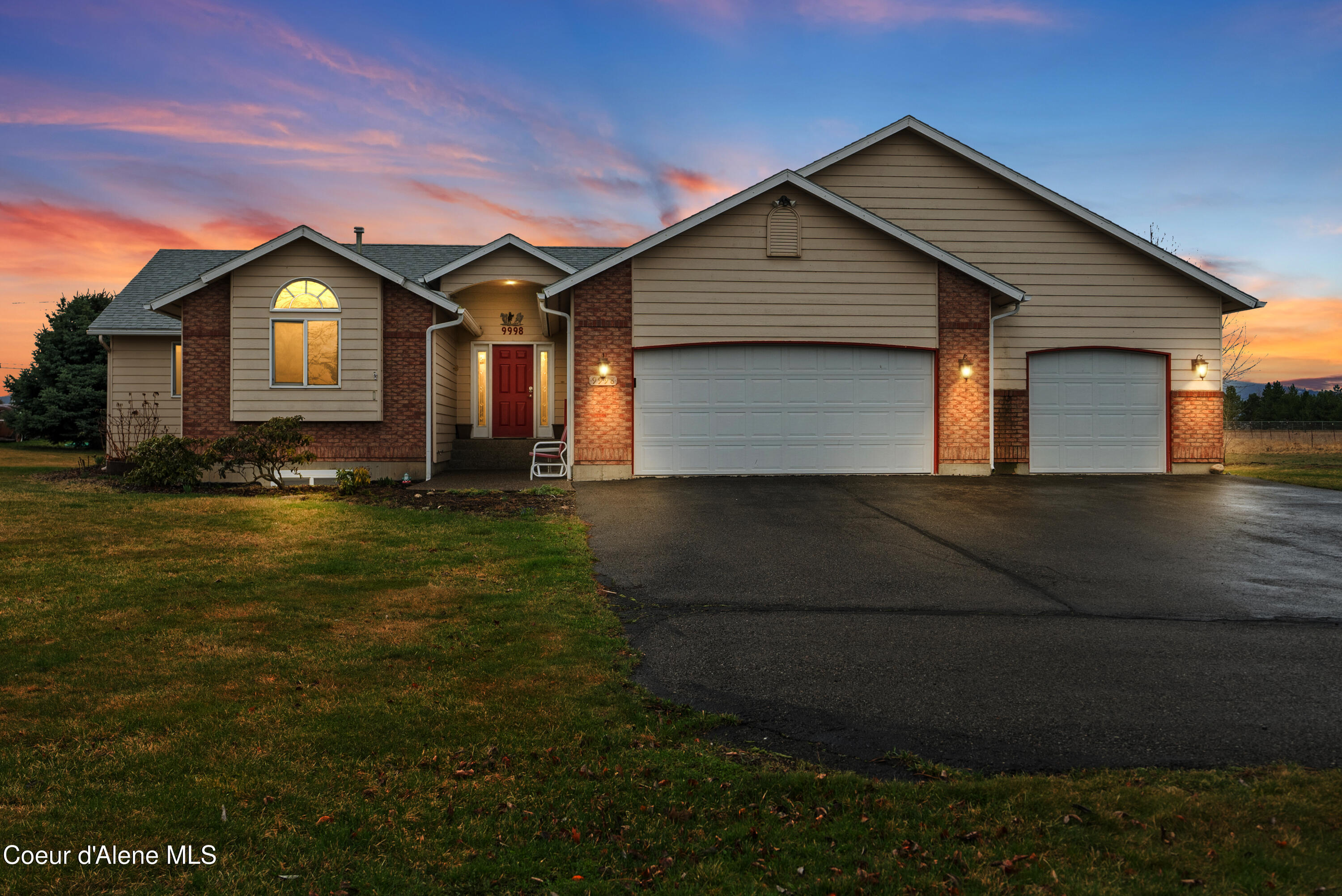 Property Photo:  9998 W Gallop Ln  ID 83854 