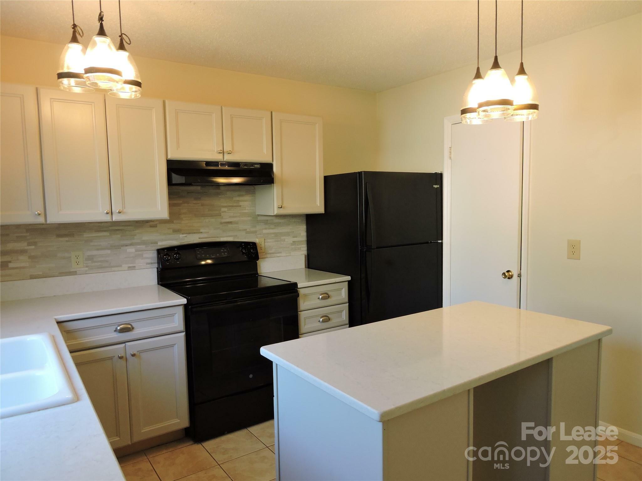 Property Photo: 37 Elderberry Lane NC 28805