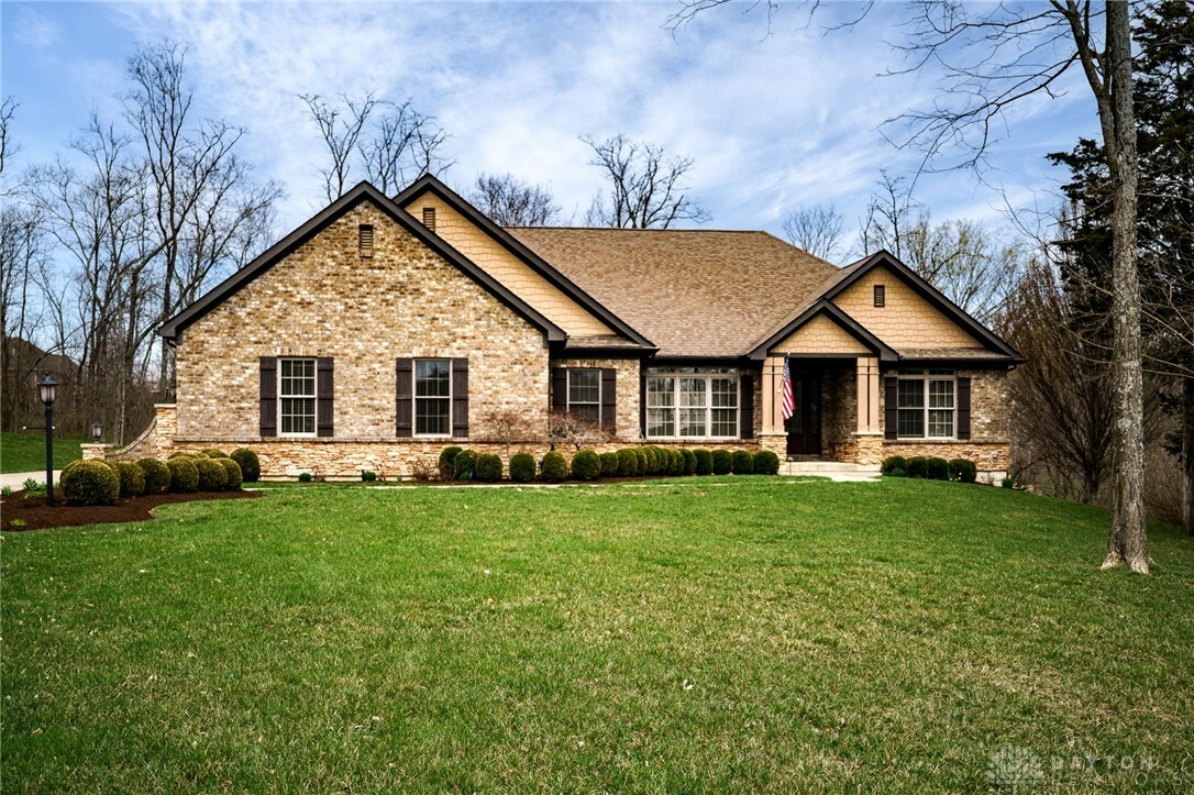 Property Photo: 856 Willow Oak Court OH 45066