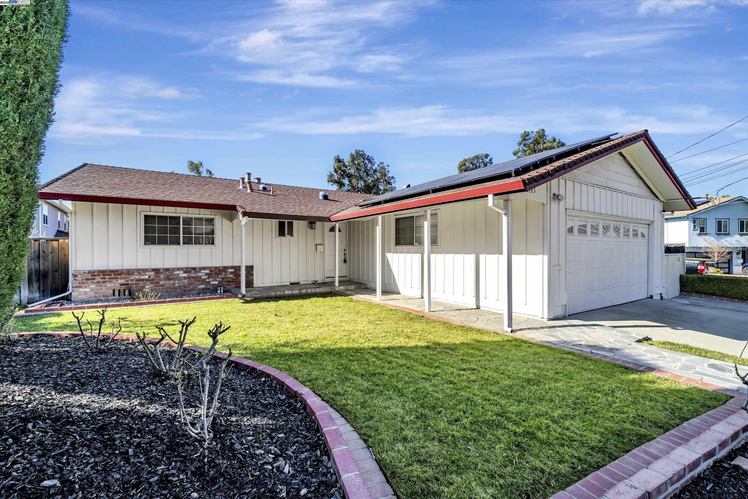 Property Photo: 42745 Weigand Ct CA 94539