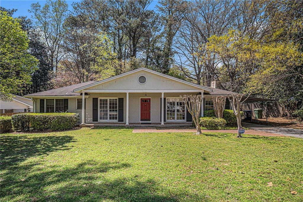 Property Photo: 2992 Westminster Circle NW GA 30327
