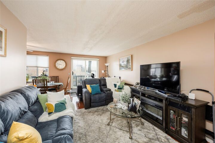 Property Photo: 357 N Broadway 2B NY 10701