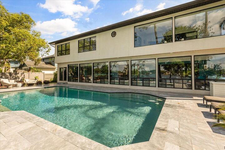 Property Photo: 8041 Lake Waunatta Drive FL 32792