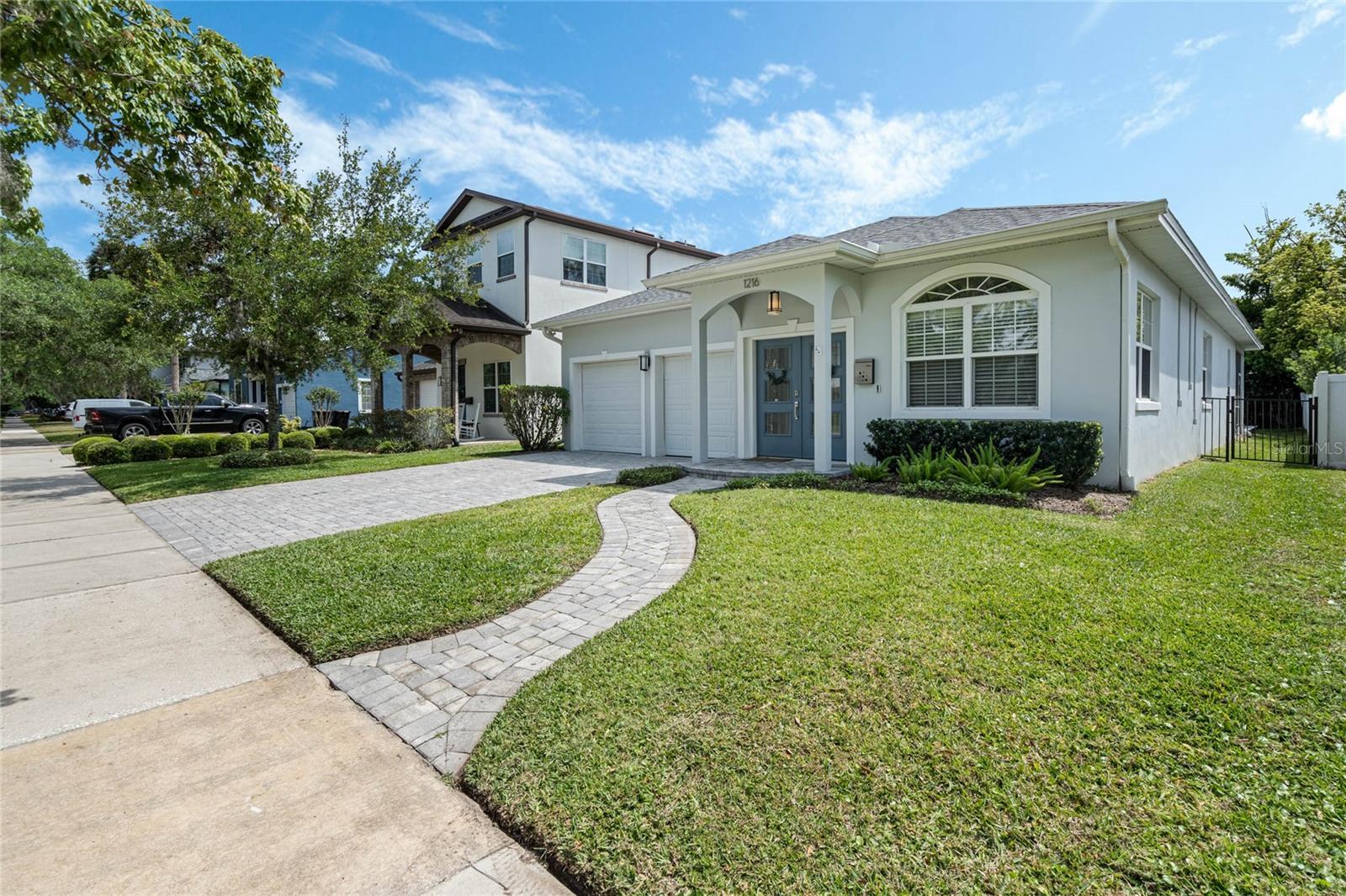 Property Photo:  1216 W Yale Street  FL 32804 