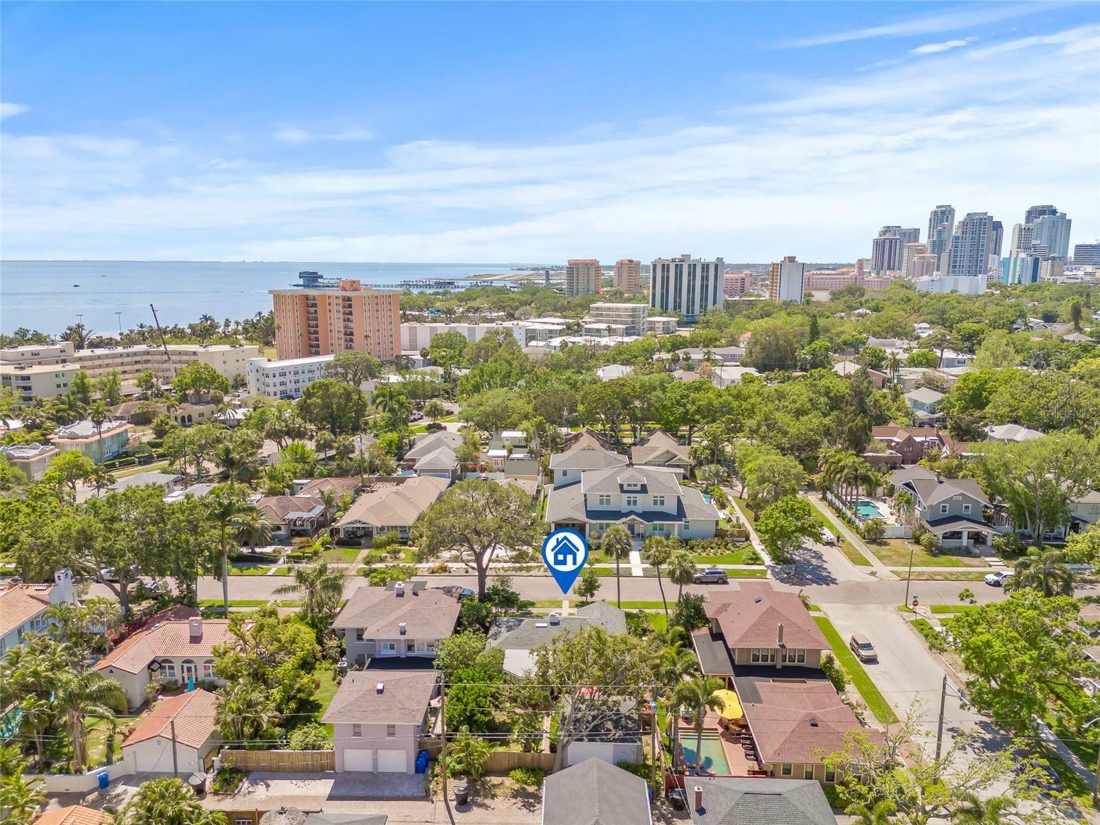 Property Photo: 615 14th Avenue NE FL 33701