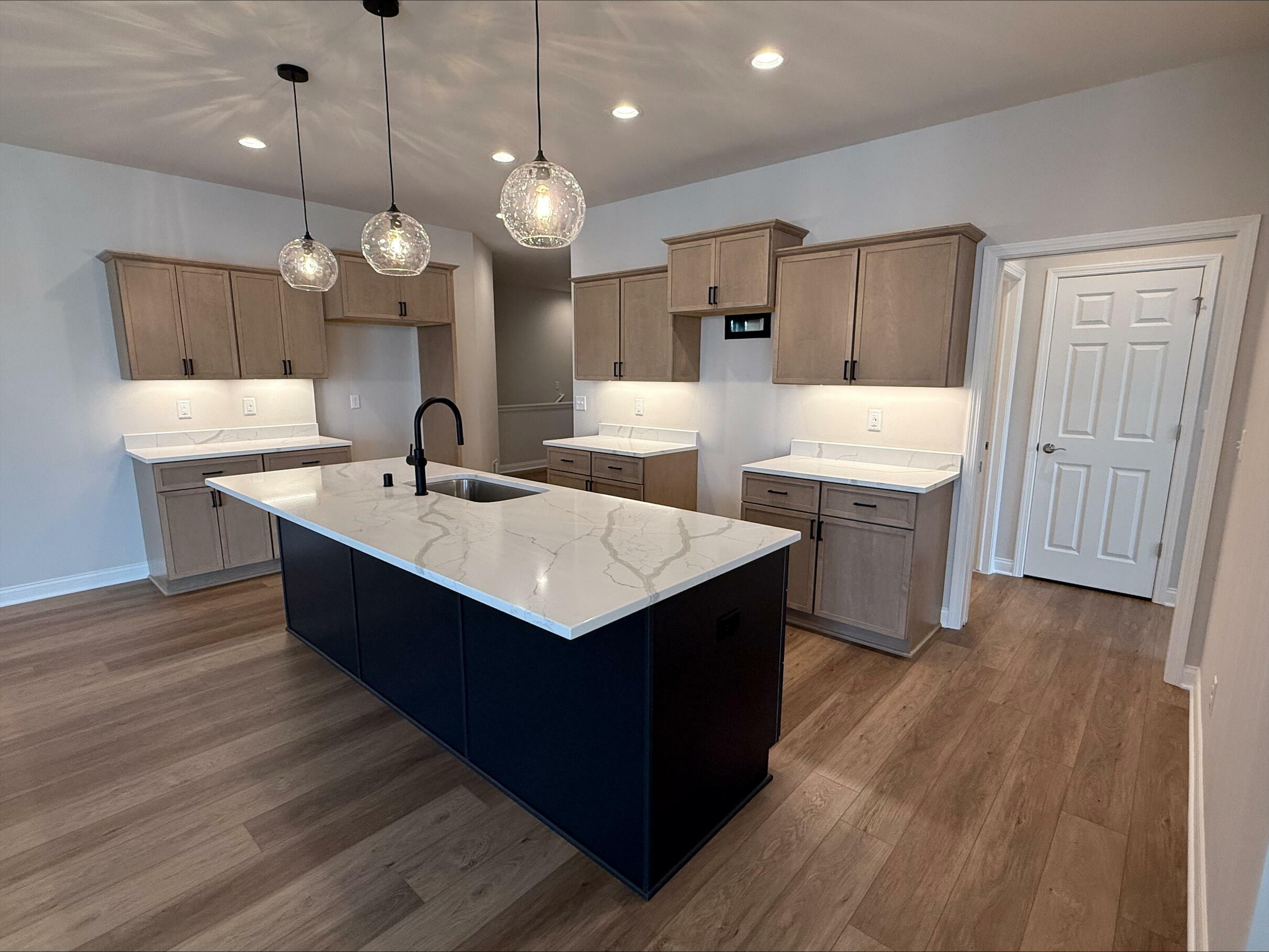 880 S Verona Cir 30  Grafton WI 53024 photo