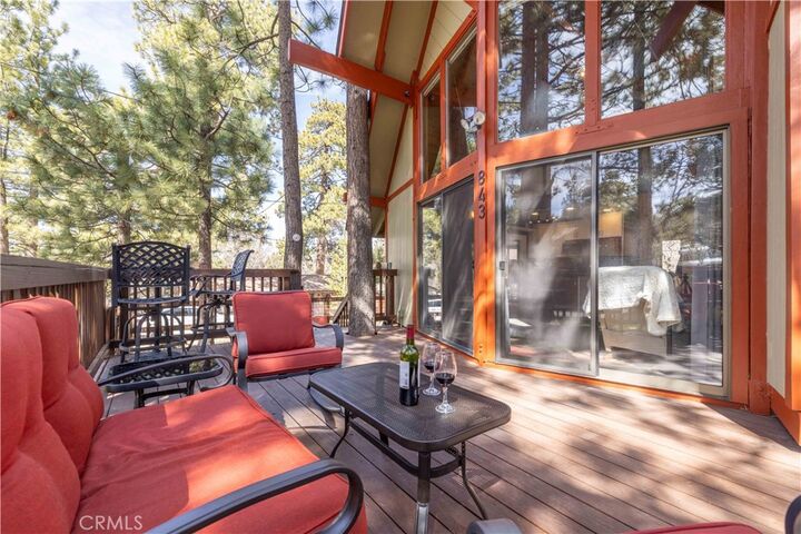 Property Photo:  843 San Bernardino Avenue  CA 92386 