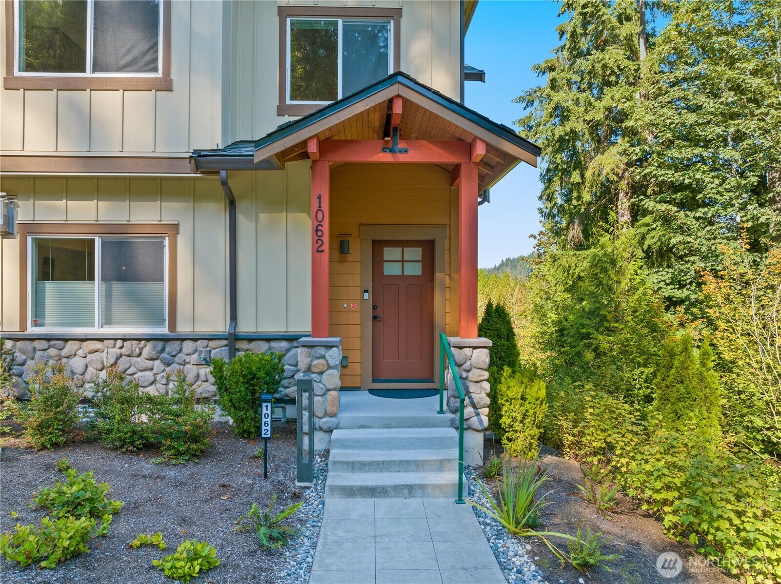 Property Photo: 1062 Sunrise Place SW WA 98027
