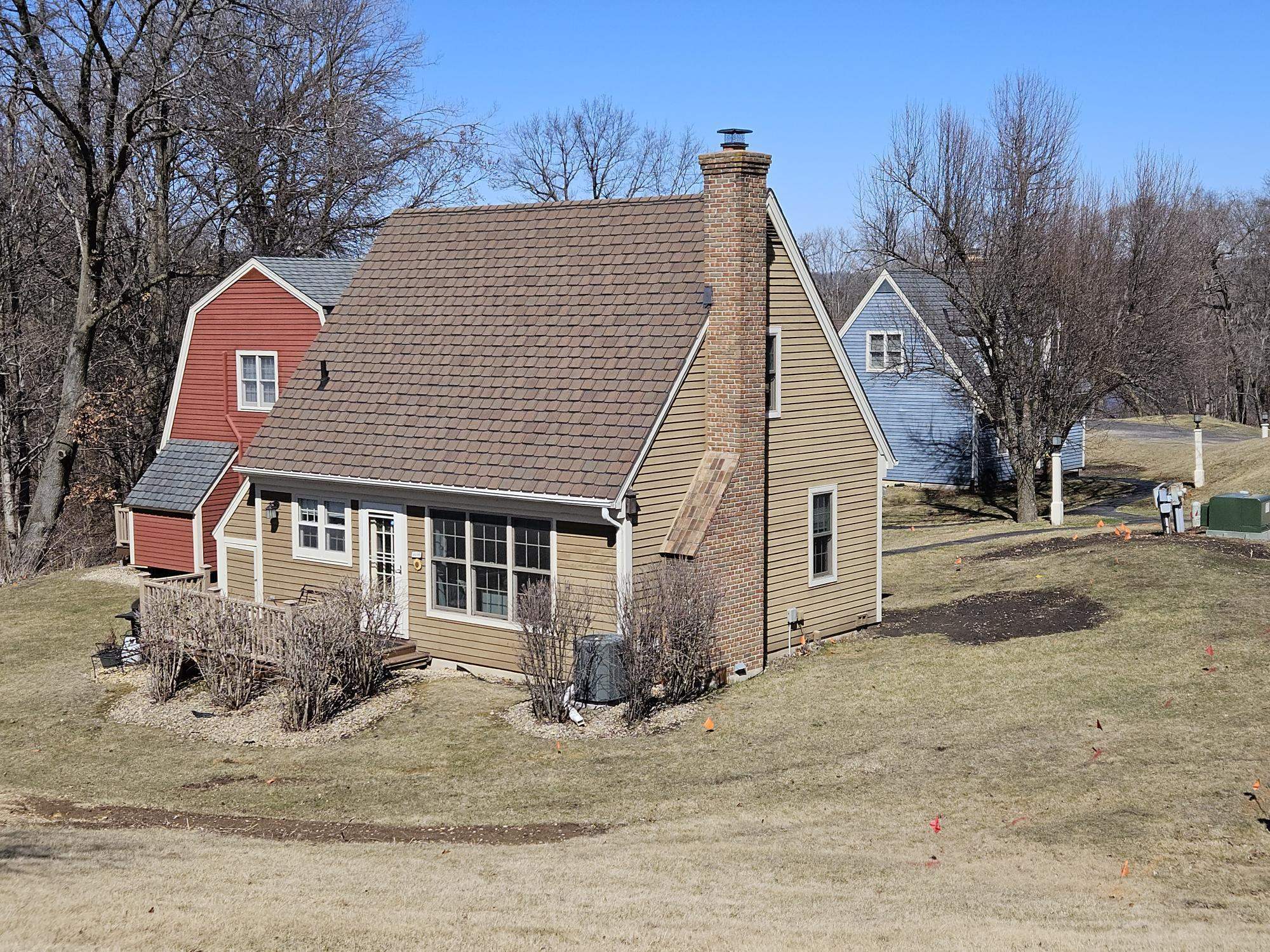 Property Photo: 21 Thatcher Lane IL 61036