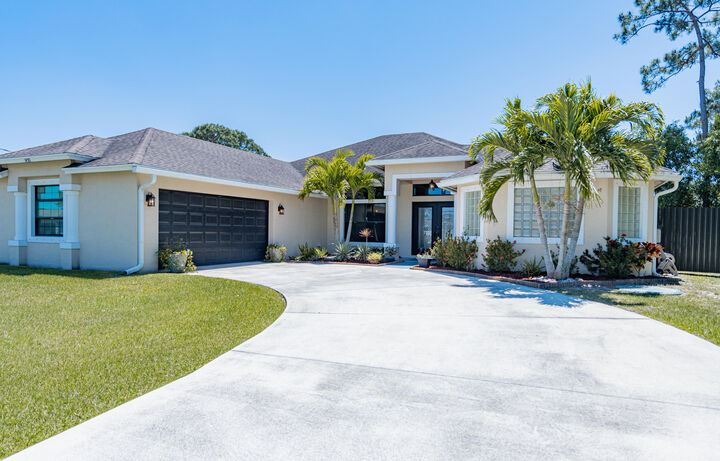 1450 SW Hackensack Avenue  Port Saint Lucie FL 34953 photo