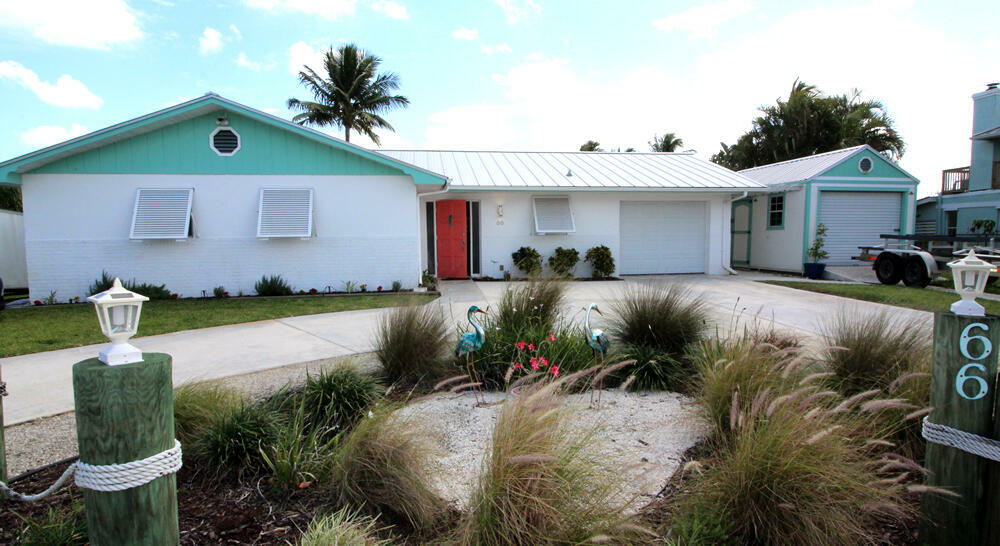 Property Photo: 66 SW Cabana Point Circle FL 34994