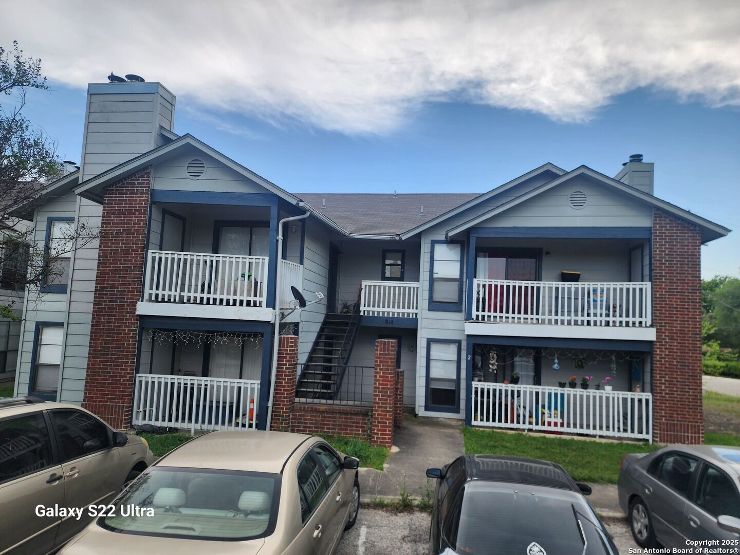 Property Photo: 814 Station St TX 78109