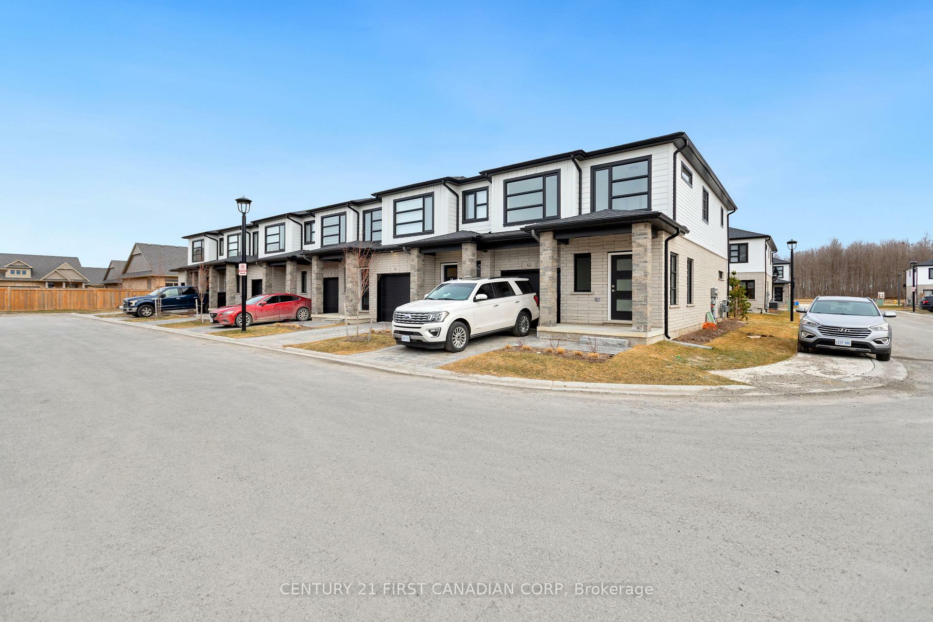 Property Photo: 2700 Buroak Drive 59 ON N6G 5Z5