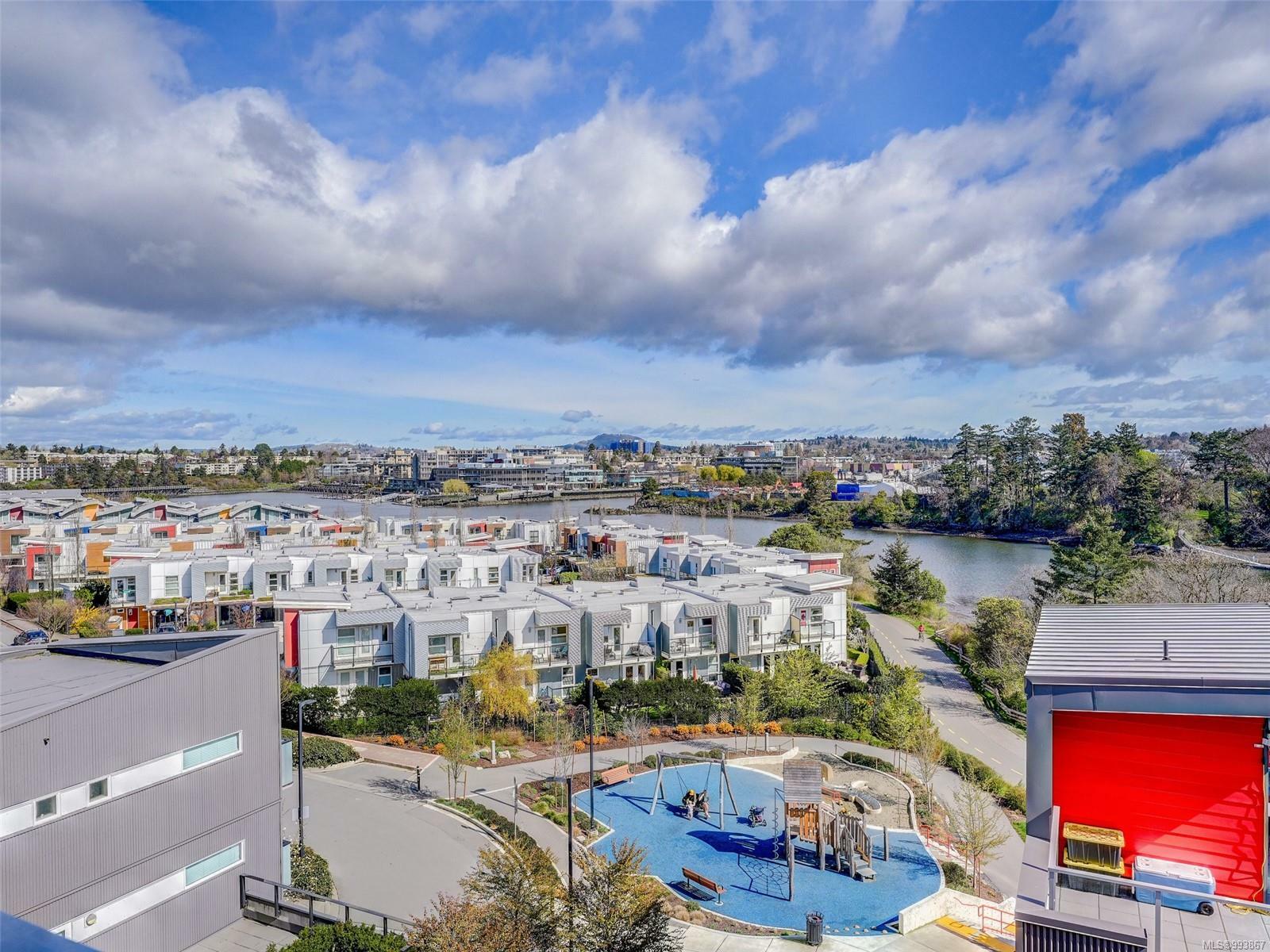 Property Photo: 757 Tyee Rd 403 BC V9A 7P7