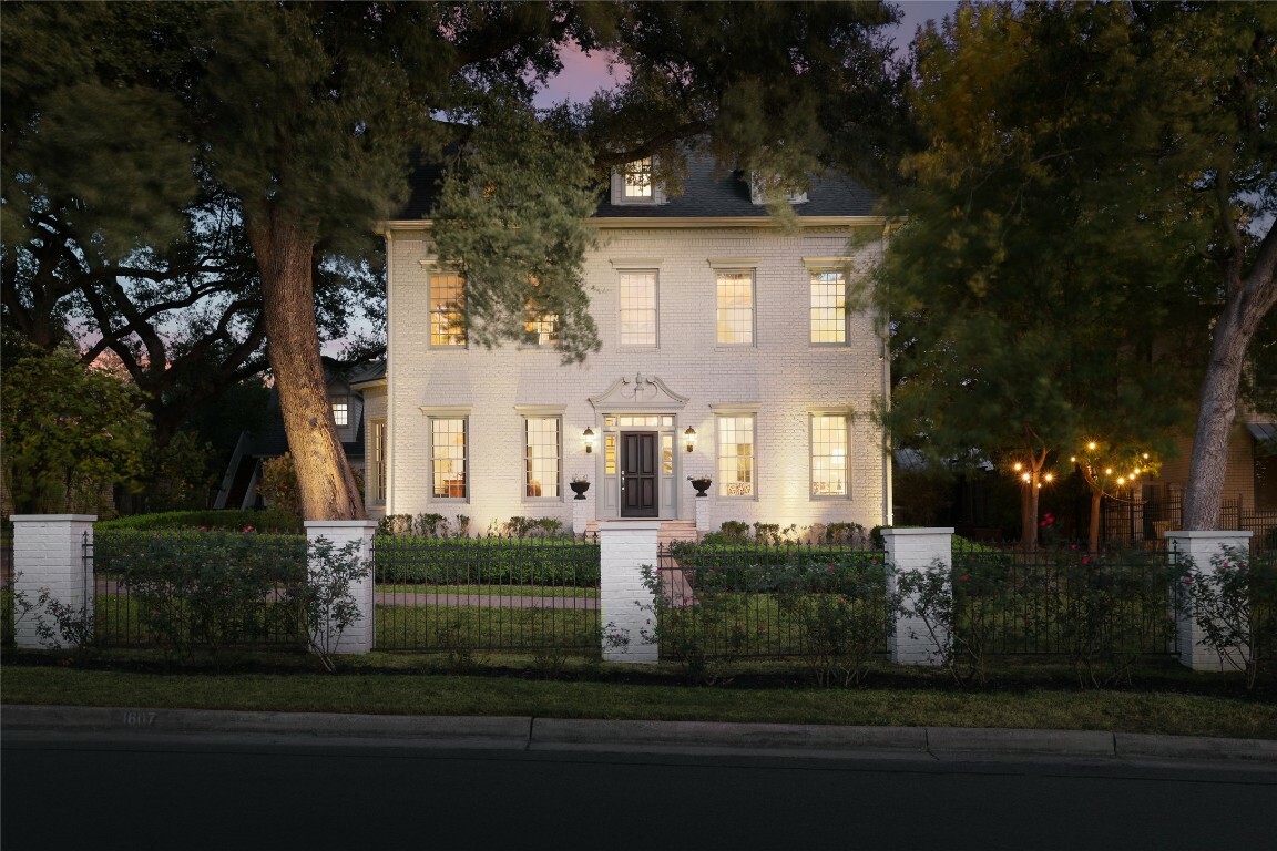 Property Photo: 1607 Pease Road TX 78703