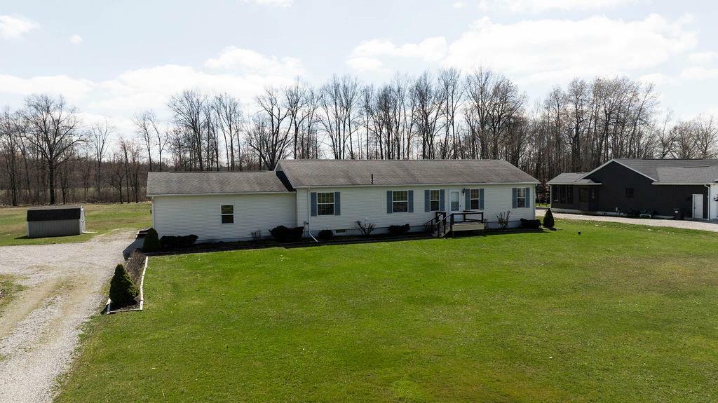 Property Photo: 341 Twp Rd 350 OH 44880