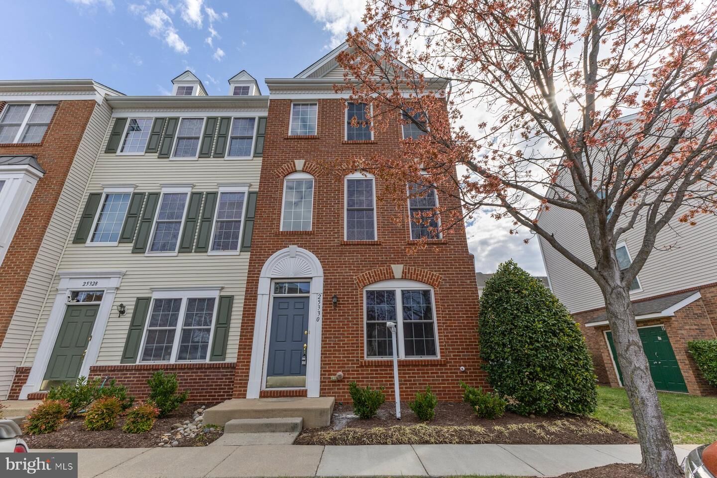 Property Photo:  25330 Shipley Terrace  VA 20152 