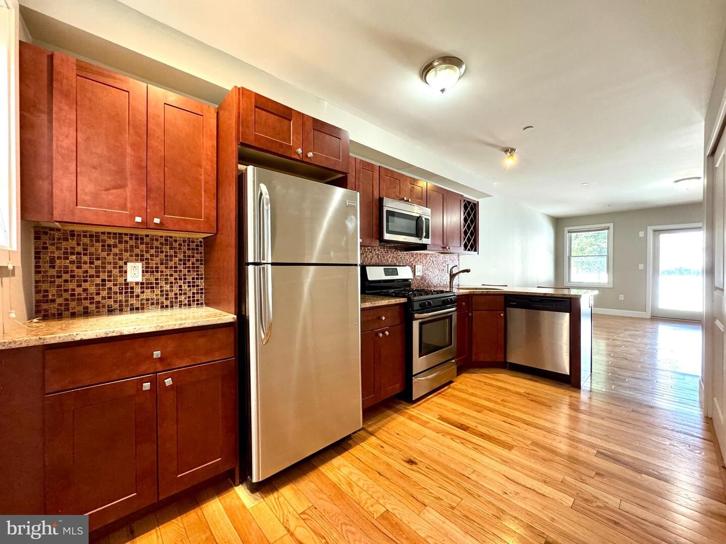 Property Photo: 1014 E Moyamensing Avenue 2 PA 19147
