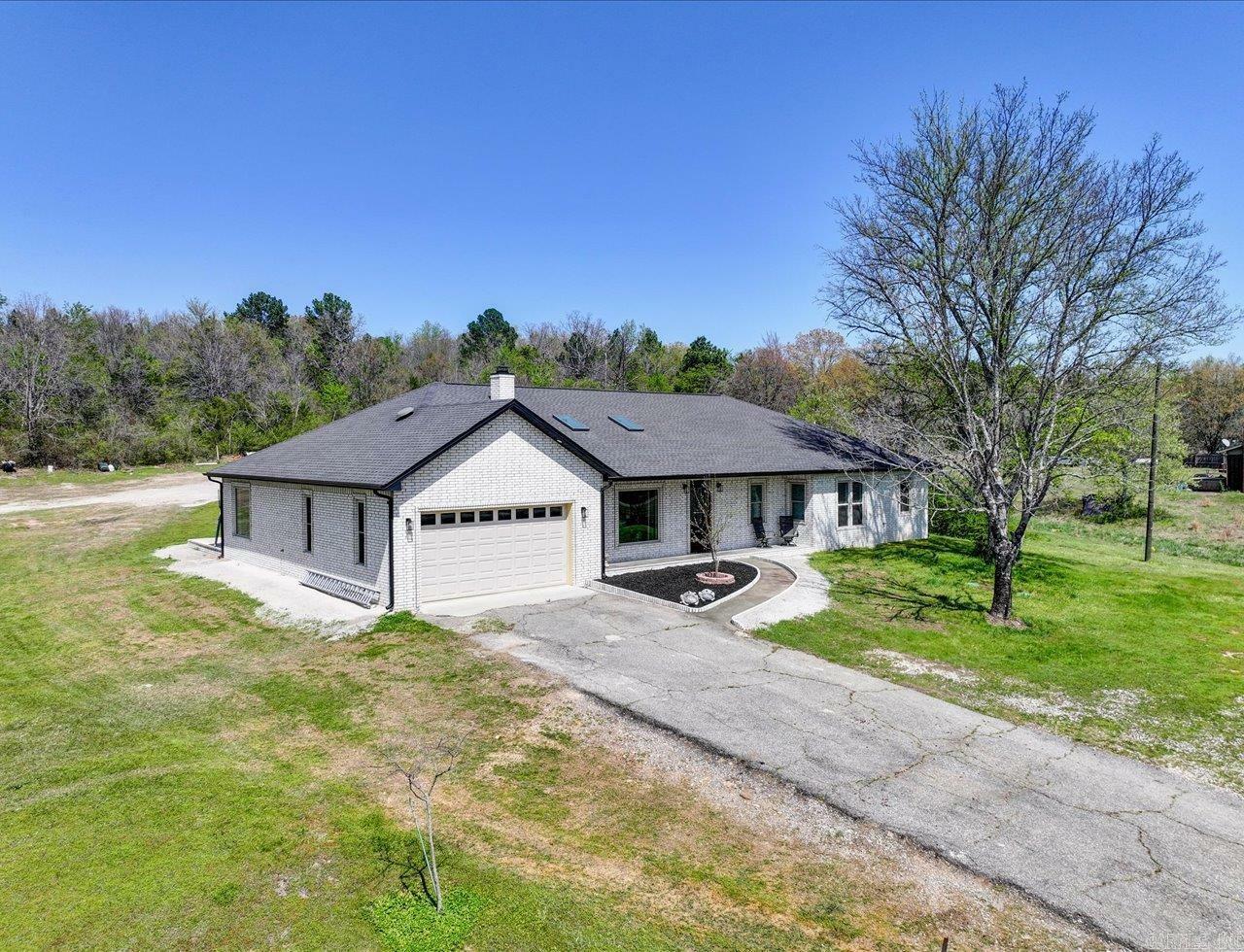 Property Photo: 224 Ranchester Terrace AR 71913