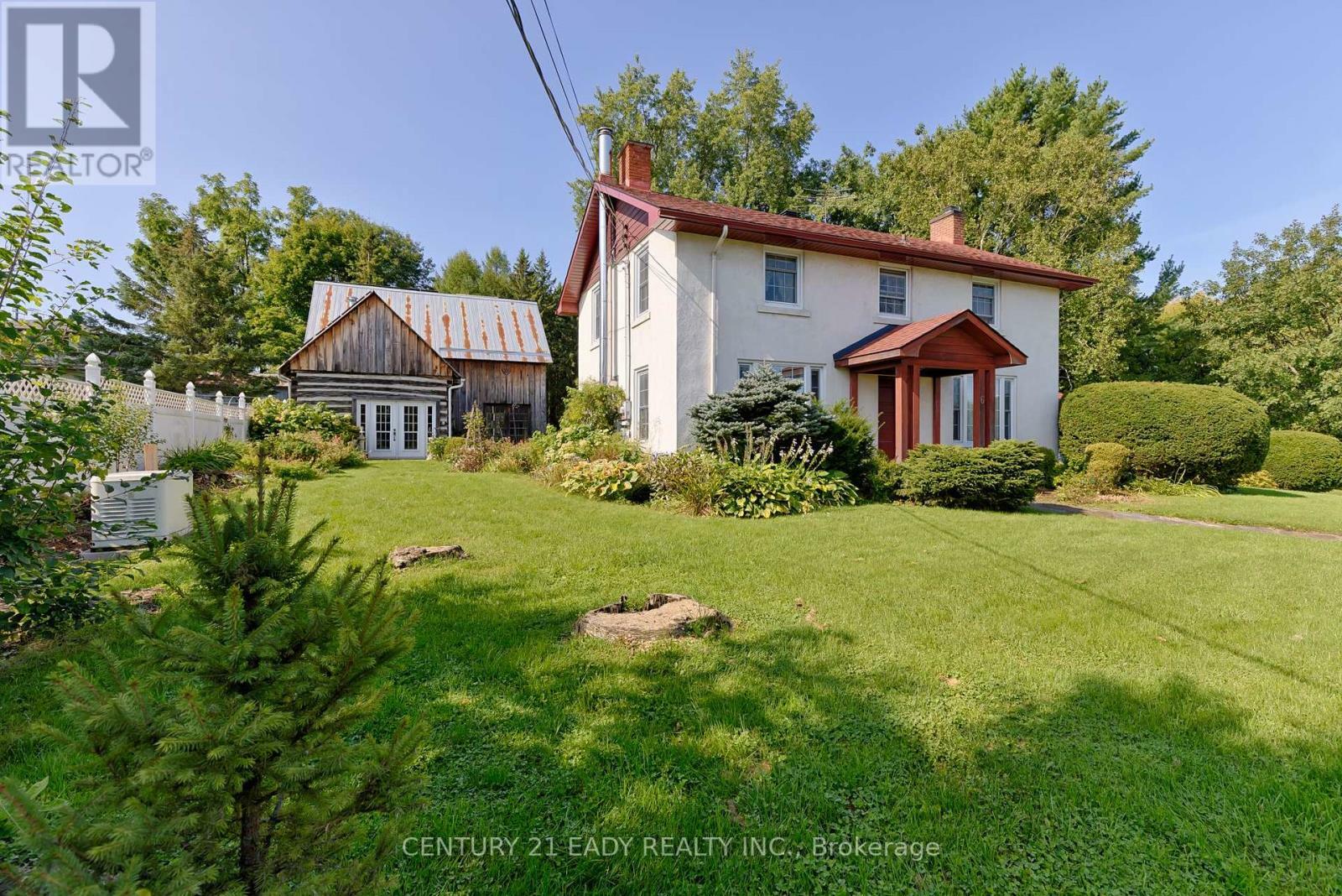 Photo de la propriété: 6 Nadobny Lane ON K7V 3Z9
