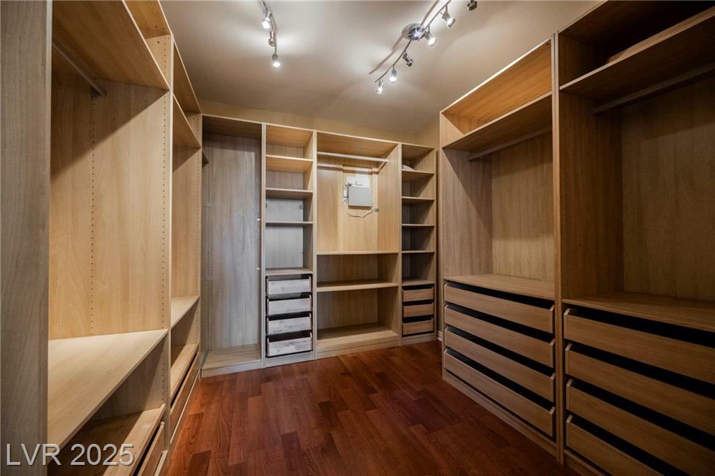 Property Photo: 9173 Whitekirk Place NV 89145