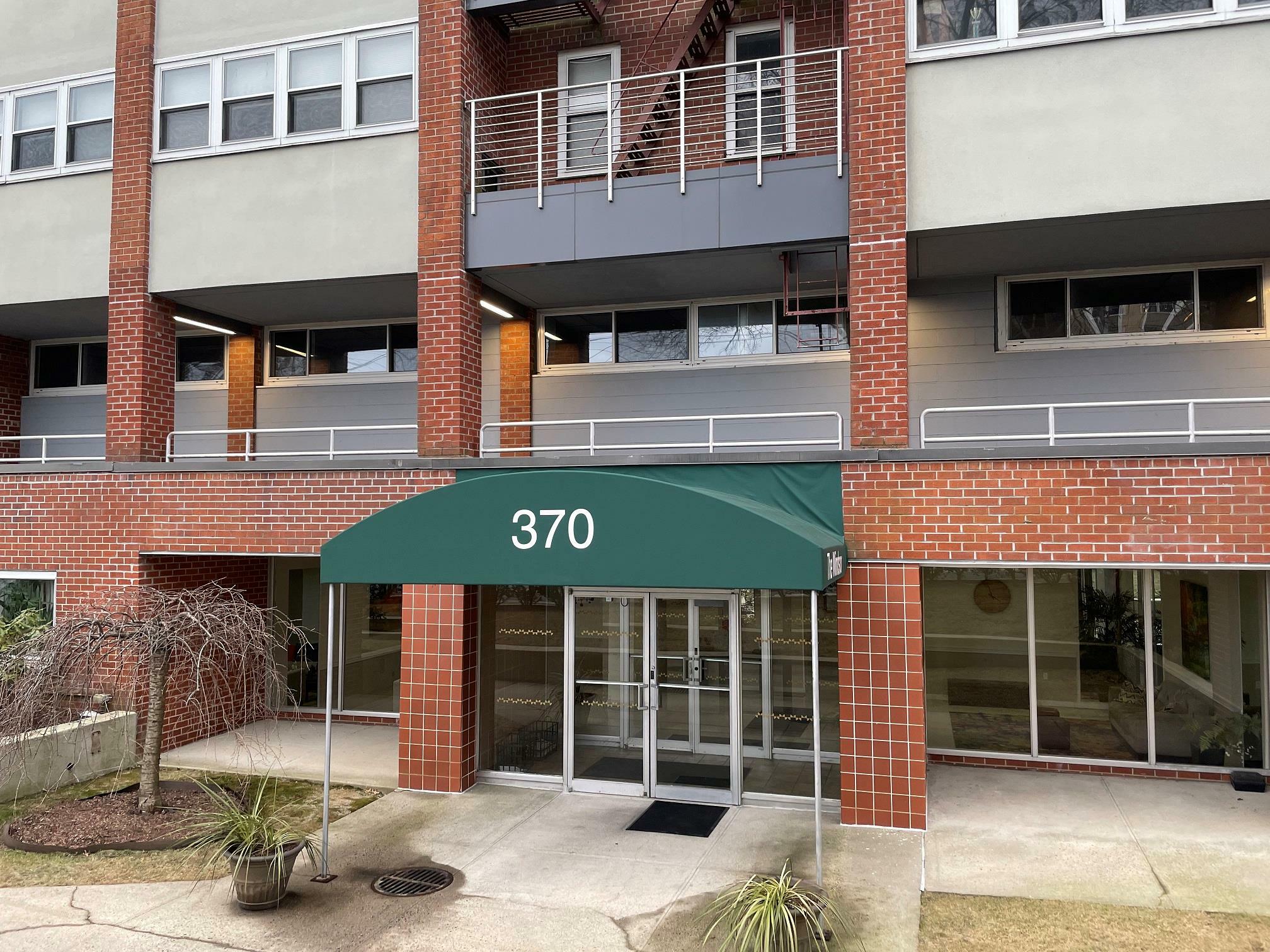 Property Photo: 370 Westchester Avenue 3K NY 10573