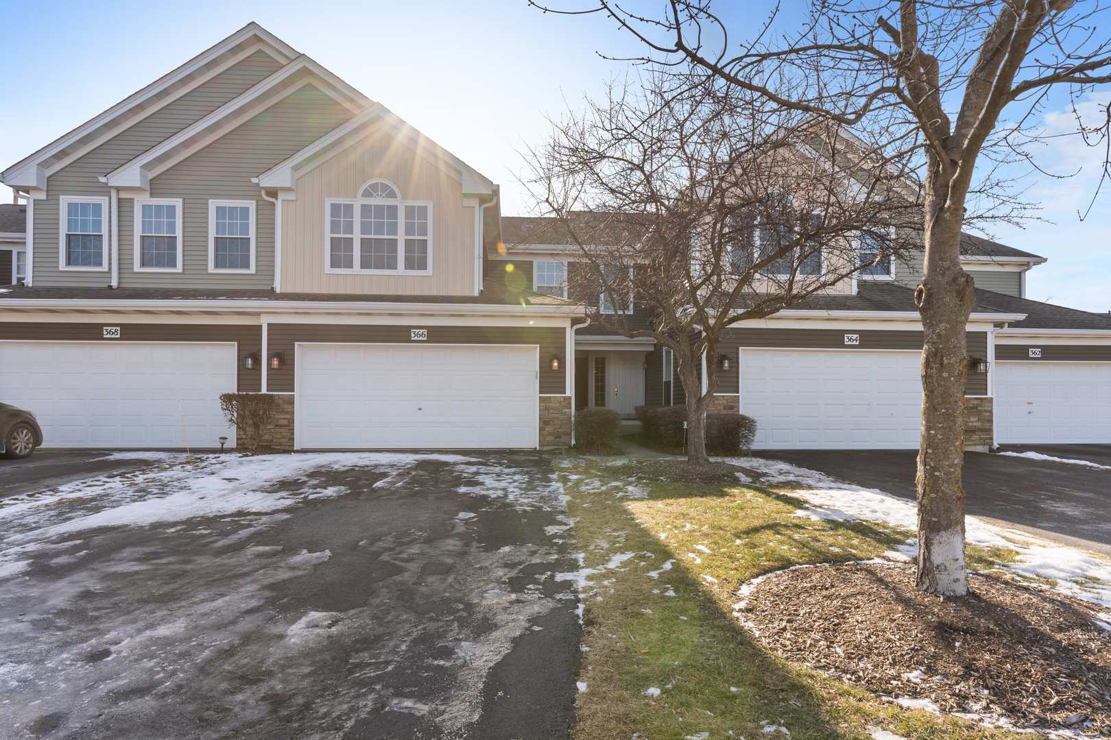 366 E Haver Hill Court  Itasca IL 60143 photo