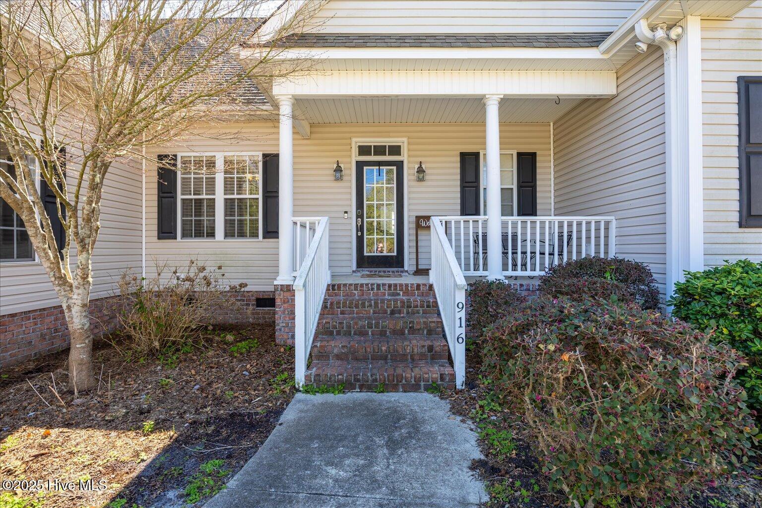 Property Photo: 916 Sloop Point Loop Road NC 28443