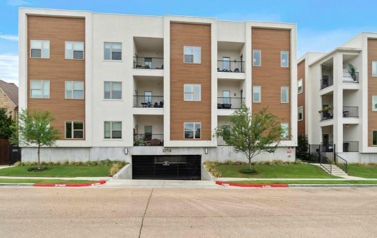 Property Photo: 5718 McCommas Boulevard 203 TX 75206